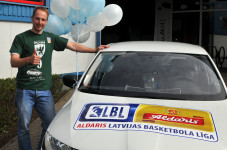 "Škoda Rapid" iegūst Māris Dreija no Valmieras