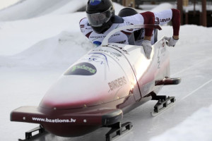 Bobsleja un skeletona saime meklē jaunos talantus
