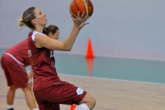 Basketbolistes aicina doties krūts veselības atbalsta gājienā no Brīvības pieminekļa Basketbolistes aicina doties krūts veselības atbalsta gājienā no Brīvības pieminekļa