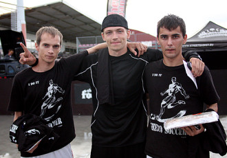 "Brasas" futbolisti labākie Ghetto ūdenspolo pie "Skonto" stadiona