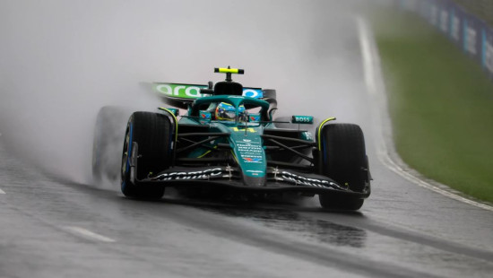 "Aston Martin" pārdos savu F1 komandas daļu