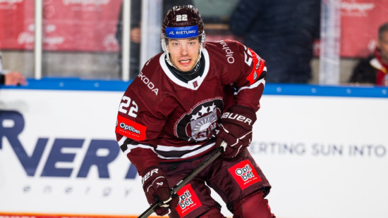 Latvijas izlasē savainojumu dēļ vēl vairākas izmaiņas