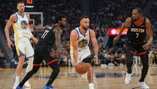 Porziņģim piezīmju problēmas, Karijs atgriežas un trillerī gūst 29 punktus