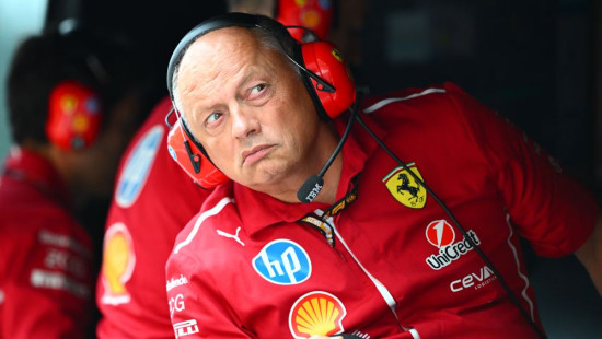 Bijušais F1 pilots kritizē Vasēru un iesaka Horneram pārņemt "Ferrari" vadību