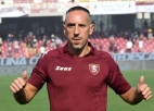 Francūzis Riberī 39 gadu vecumā liek punktu futbolista karjerai