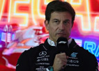 Volfs pagarina līgumu ar "Mercedes" komandu uz vēl trim gadiem