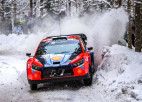Pēc dramatiskajiem notikumiem Zviedrijas WRC vadību pārņem Lapi