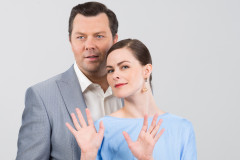 Video: Dombrovska un Maņjakovs piedāvā jaunu Paula “Ziemeļblāzmas romance” versiju