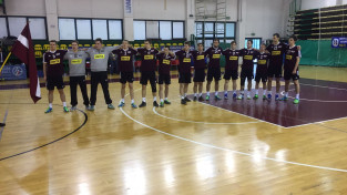 Latvijas U-21 handbolisti lūkos ar uzvaru noslēgt kvalifikāciju