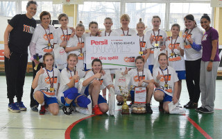 Foto: U-12 grupā uzvar Daugavpils meitenes