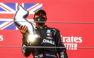 Titulētais Hamiltons neizslēdz varbūtību par F1 pamešanu