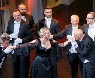 Ar žilbinošu koncertizrādi svinēs Latvijas nevalstiskā Operetes teātra desmitgadi