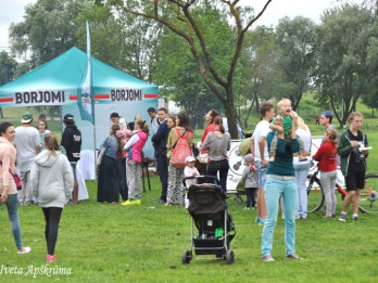 Foto: BORJOMI pikniks Lucavsalā pulcē grilēšanas meistarus, entuziastus un gardēžus
