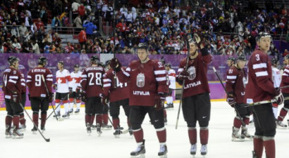 Latvijas hokeja izlase atgriezusies mājās