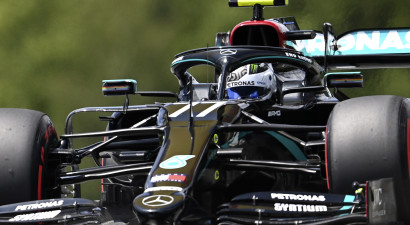Botass apsteidz Hamiltonu, Fetels sezonas ievadā netiek kvalifikācijas trešajā kārtā