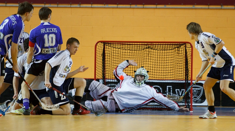 Izšķiroša nozīme Latvijas komandu panākumos būs sekmīgai vārtsargu spēlei

Foto: Mārtiņš Šults, www.floorball.lv