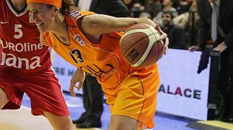 Amaija Valdemoro izcēlās ar "double-double"
Foto: www.fibaeurope.com