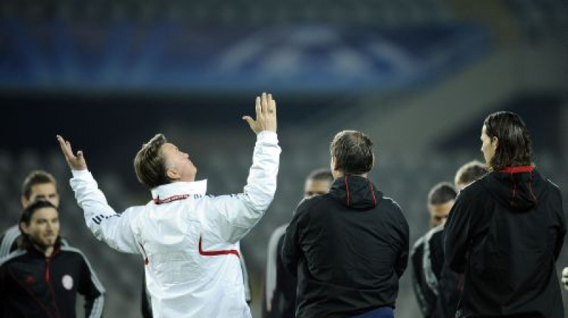 Luiss van Gāls savas komandas treniņā
Foto: AFP/Scanpix