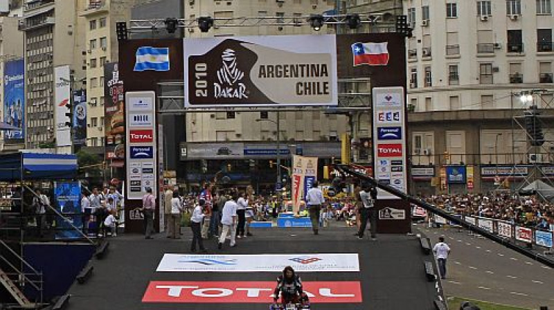 Dakāras rallija starta estakāde
Foto: AFP/Scanpix