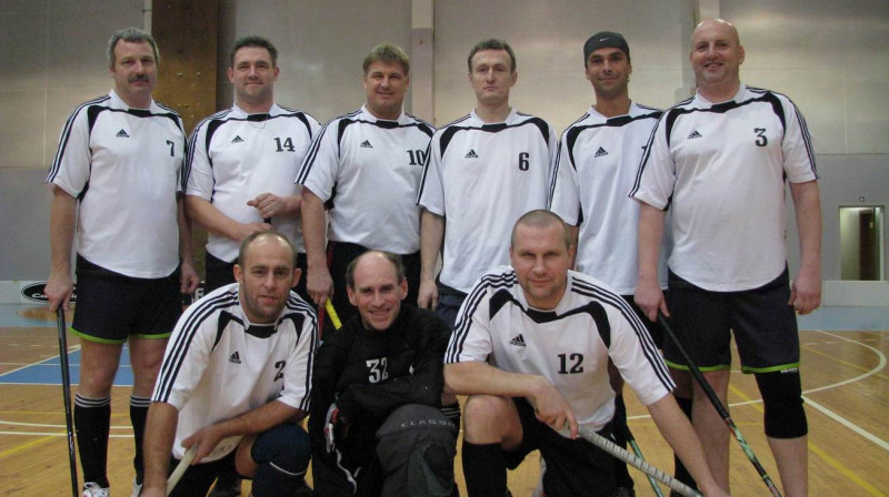 Veterānu florbola komanda "Kurland 07"
Foto: www.floorball.lv