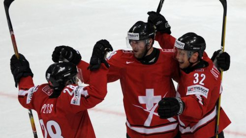 Šveices hokejistiem ir pamats līksmot
Foto: AFP/Scanpix