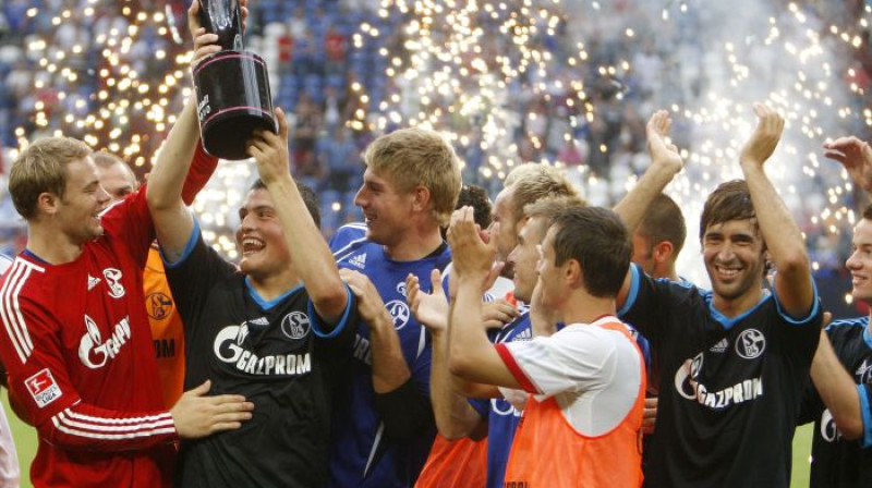 "Liga! total" kauss "Schalke" īpašumā
Foto: AP/Scanpix
