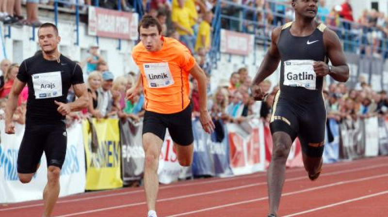 Džastins Getlins un Ronalds Arājs šķērso finiša līniju
Foto: AFP/Scanpix