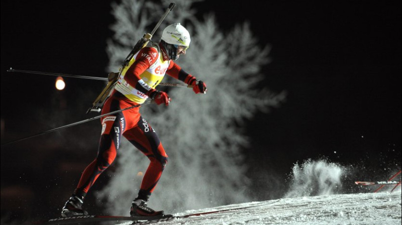 Emīls Svensens distancē Estersundā. Norvēģu bialtonistu vidū vairākus gadus ir bijusi spēcīga konkurence par iekļūšanu slēpošanas izlasē.
Foto:Scanpix