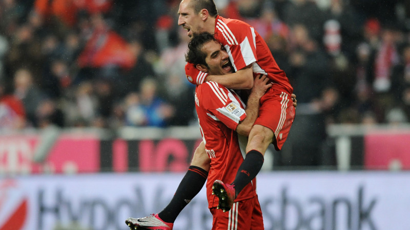 Minhenes "Bayern" futbolisti Hamits Altintops un Franks Riberī
Foto: AFP
