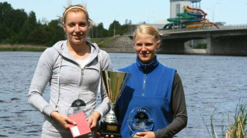 Vinete Moča un Anete Rise
Foto: www.rowing.lv