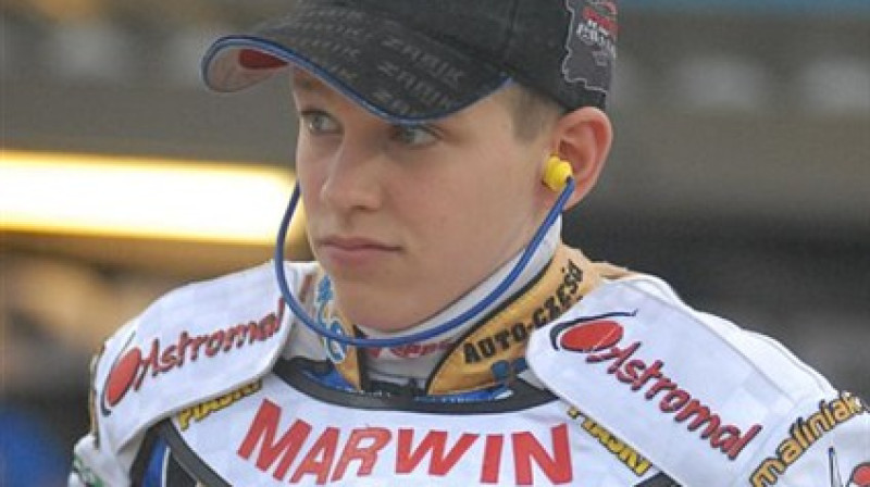 16 gadus vecais Pjotrs Pavļickis juniors ir visu laiku jaunākais spīdveja "Grand Prix" seriāla posmiem pieteiktais braucējs
Foto: streemo.pl