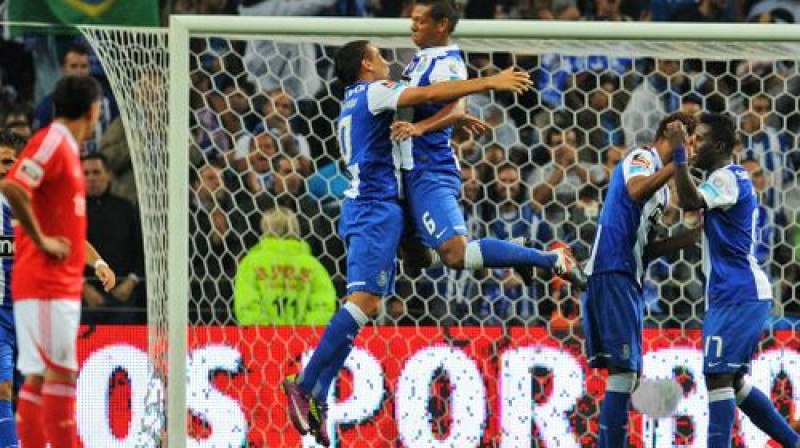"Porto" futbolisti atzīmē otro vārtu guvumu
Foto: AP/Scanpix