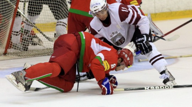 Latvijas un Baltkrievijas spēles epizode 7. Sergeja Žoltoka kausa izcīņā.
Foto: Mārtiņš Aiše