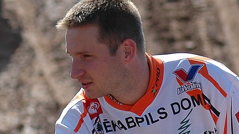 Haraldam Kurpniekam motokrosa jaunā sezona sākās ar diviem savainojumiem un abu roku operāciju.