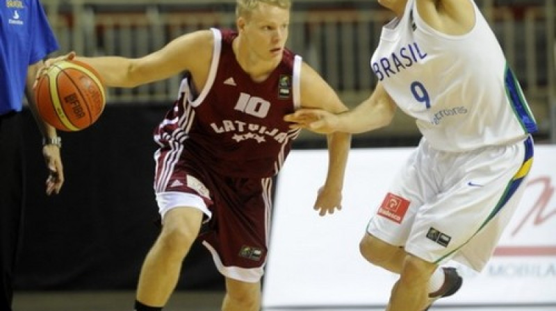 Artūrs Brēmers: veiksmīgas pirmās spēles U20 izlases sastāvā.
Foto: fiba.com