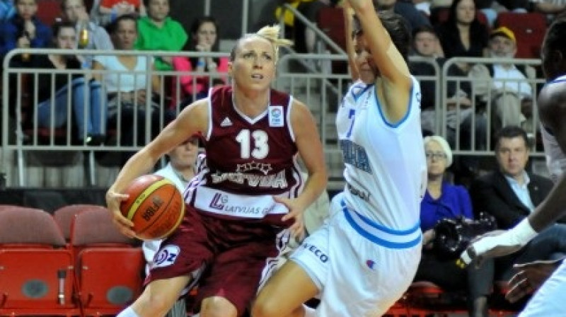 Kristīne Kārkliņa ir viena no Latvijas valstsvienības līderēm
Foto: Romualds Vambuts, Sportacentrs.com