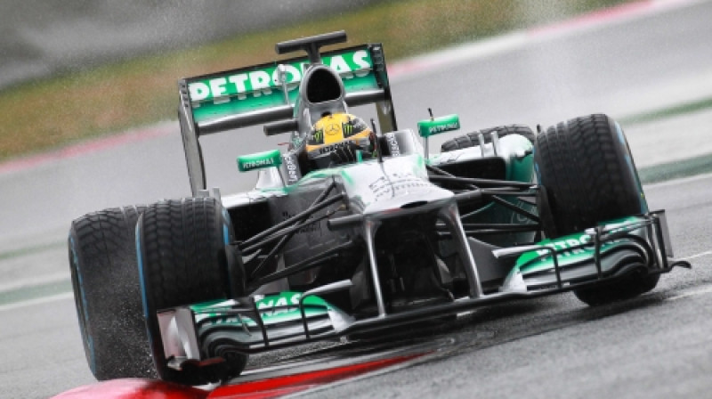 Luiss Hamiltons testē "Mercedes W04"
Foto: SIPA/Scanpix