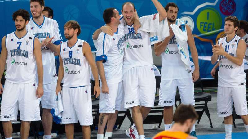 Panākums pret Spāniju itāļiem ļaus ''EuroBasket 2013'' ceturtdaļfinālā spēlēt ar Lietuvu, nevis Serbiju. Foto: SIPA/Scanpix.