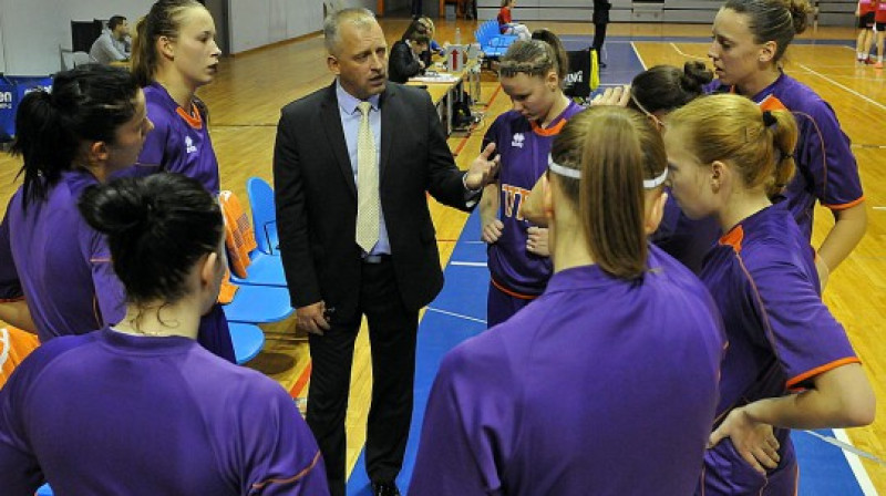 "TTT Rīga" basketbolistes
Foto: Romualds Vambuts