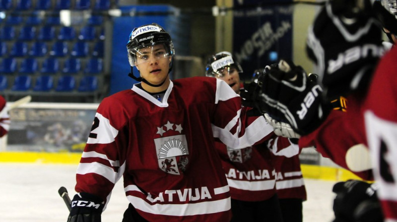 Latvijas U20 hokeja izlase arī nākamgad spēles 1. divīzas A grupas pasaules čempionātā.
Foto:IIHF