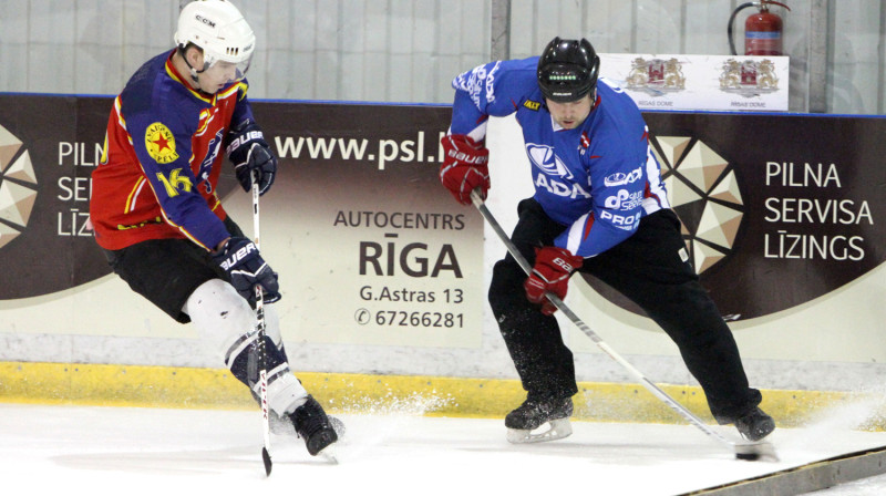 "Ghetto Hockey" spēles notiek "PSL" ledus hallē
Foto: Renārs Buivids