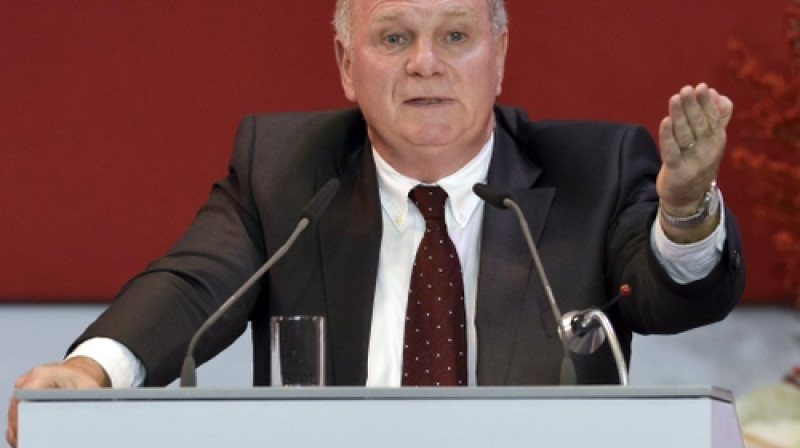 Minhenes "Bayern" prezidents Uli Hēness
Foto: AFP/Scanpix