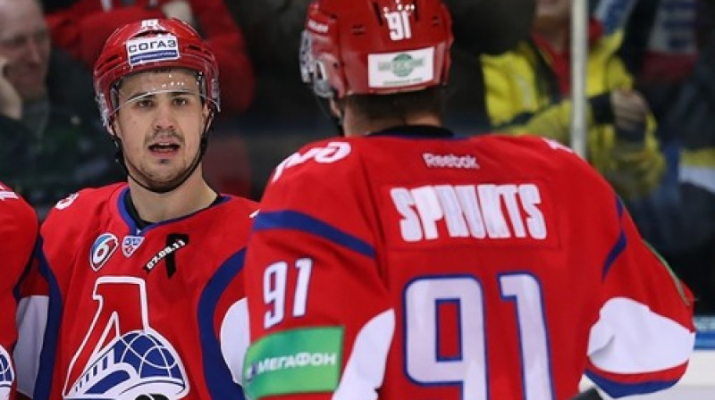 Miķelis Rēdlihs un Jānis Sprukts
Foto: hclokomotiv.ru