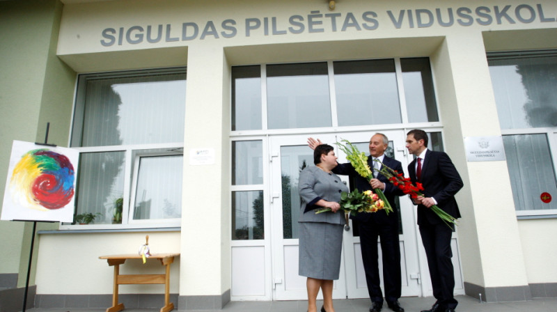 Siguldas pilsētas vidusskola 
Foto: president.lv