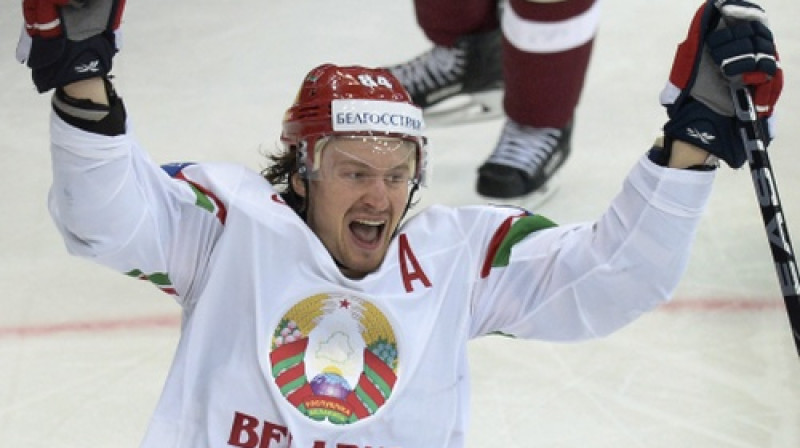 Mihails Grabovskis atzīmē uzvaras vārtus pret Latviju
Foto: AFP/Scanpix