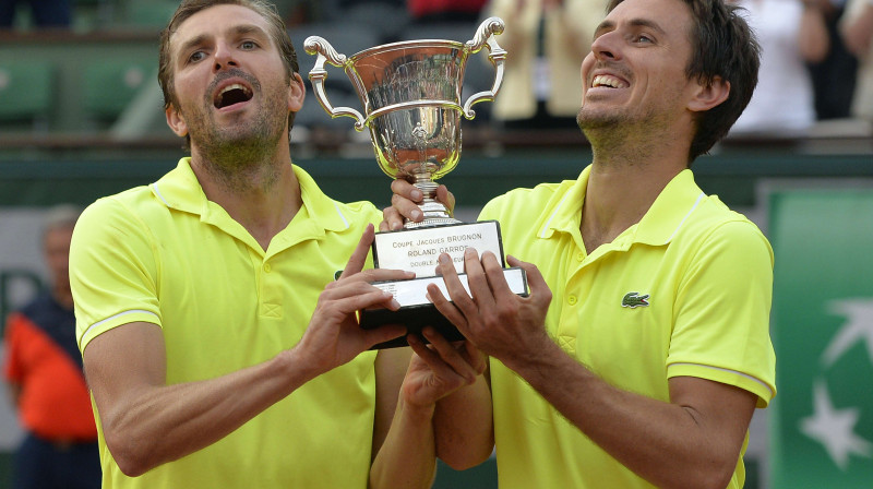 Eduārs Rožē-Vaselāns un Žiljēns Beneto
Foto: AFP/Scanpix