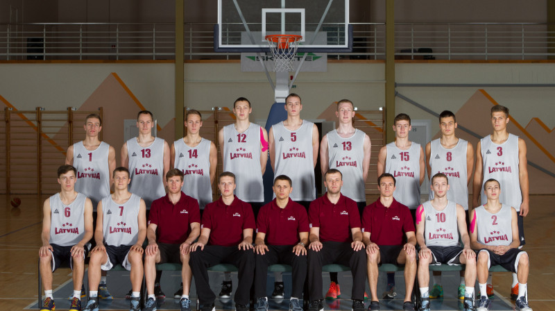 Latvijas U20 izlase: Eiropas čempionātā trīs uzvaras un seši zaudējumi.
Foto: Reinos Oliņš