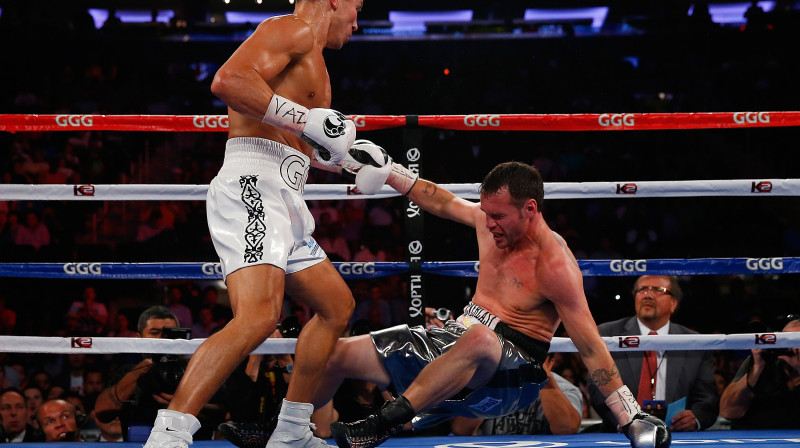 Genādijs Golovkins nokautē Danielu Gīlu
Foto: AFP/Scanpix