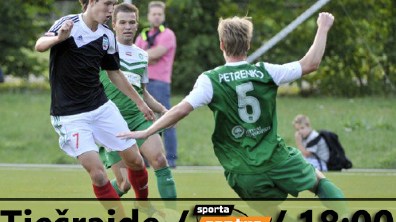 Jānis Ikaunieks vārtus nav guvis jau 763 minūtes pēc kārtas
Foto: Romāns Kokšarovs, Sporta Avīze, f64