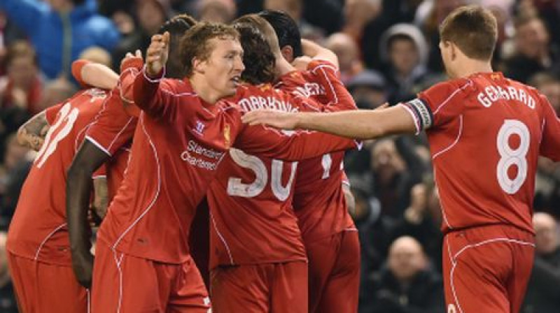 "Liverpool" spēlētāji pēc vārtu guvuma
Foto: AFP/Scanpix